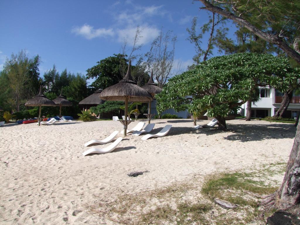 So Beach Villa In Situ Roches Noires Phòng bức ảnh